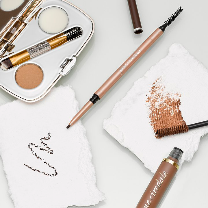 Gå til Jane Iredale shoppen